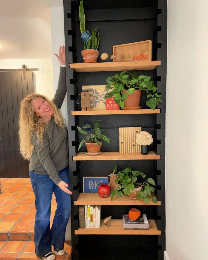 Adjustable Shelf Built in Bookcase