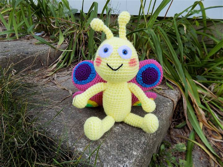 Pretty Crochet Amigurumi Butterfly Toy Pattern