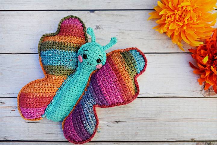 Cute Crochet Butterfly Amigurumi Pattern