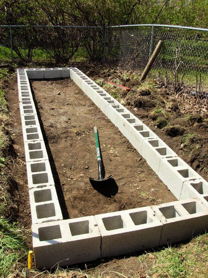 Making a Raised Bed Out of Cinder Block