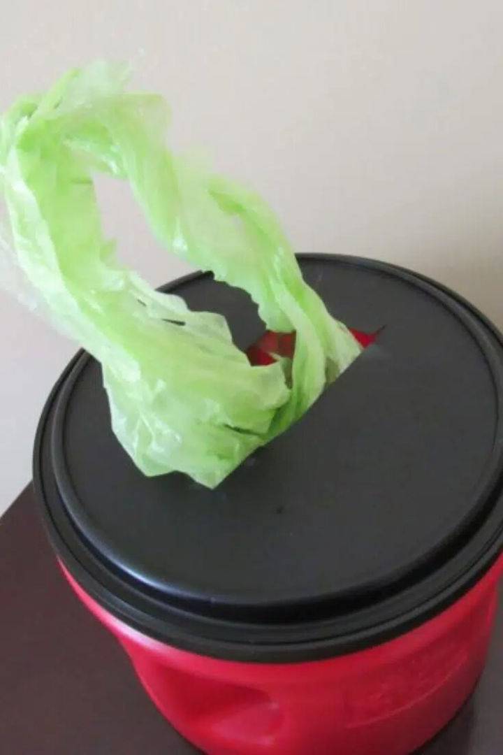 Coffee Can Plastic Bag Holder Tutorial