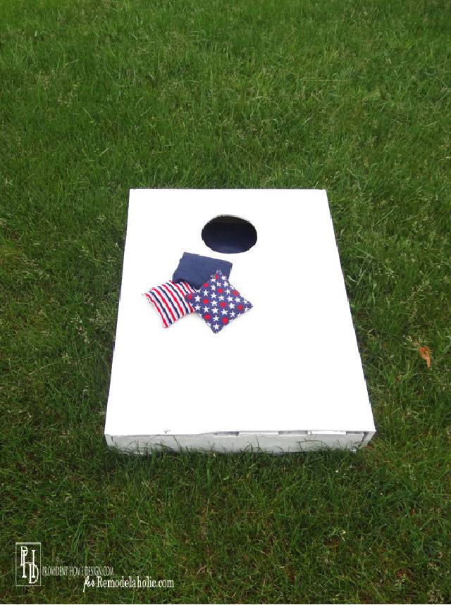How to Make Cornhole Boards From a Pallet