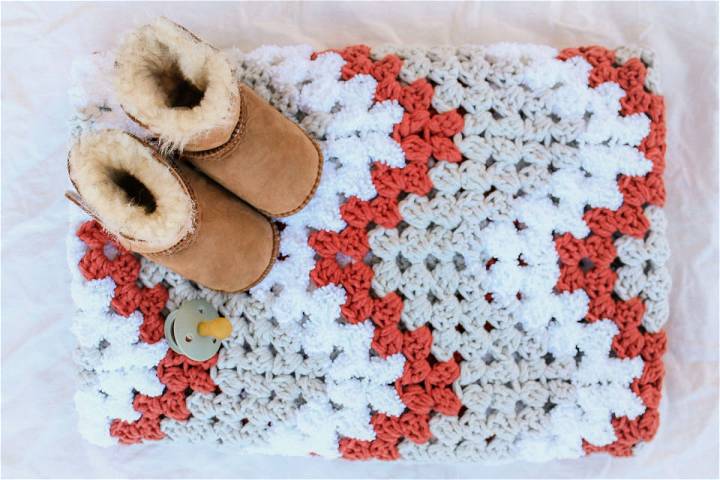Crochet Baby Blanket Pattern for Beginners
