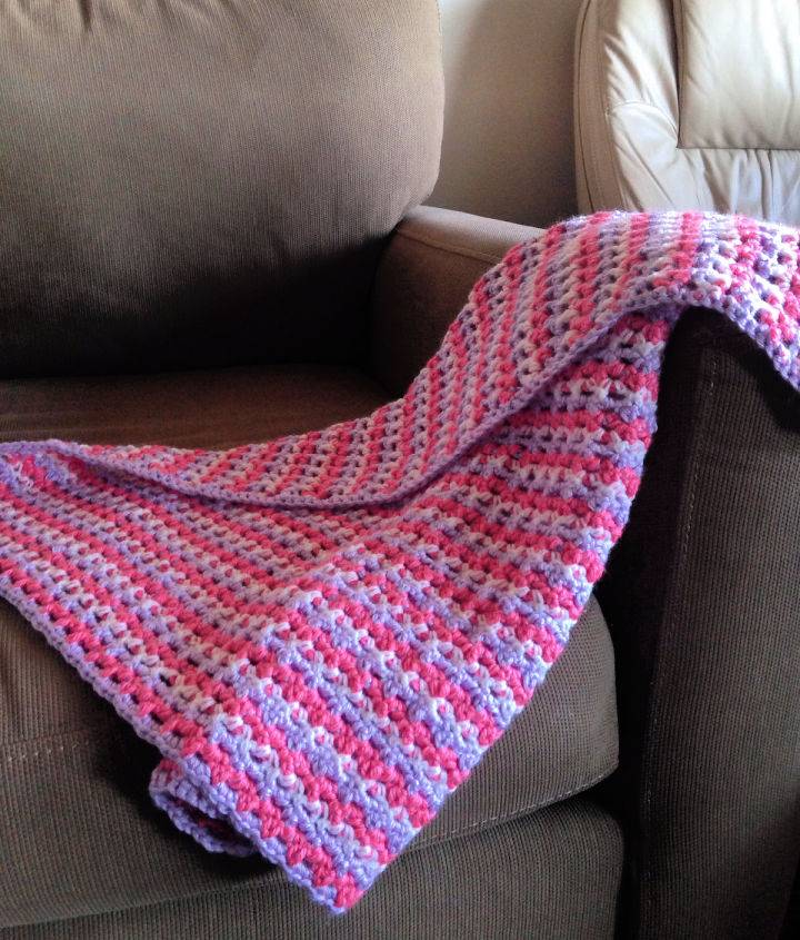 Adorable Crochet Loopy Love Baby Blanket Idea