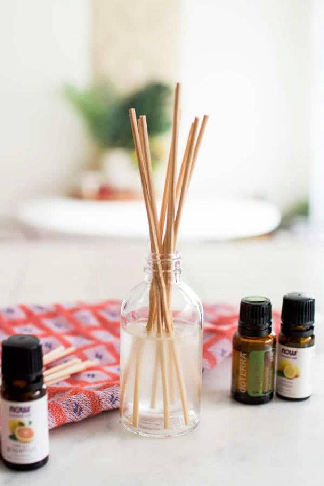 DIY Essential Oils Reed Diffuser