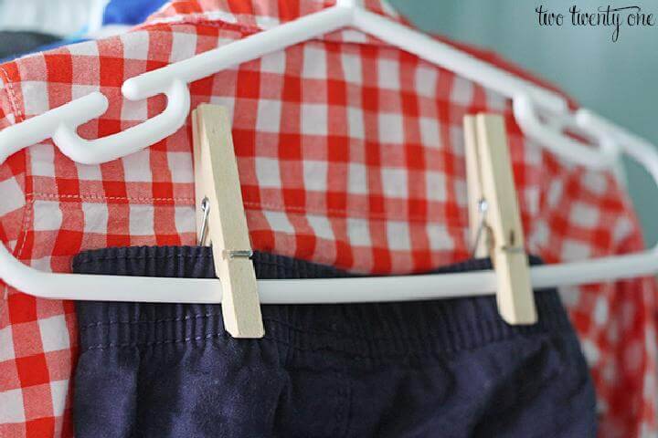 DIY Regular Hanger and Clothespin Baby Outfit Holder