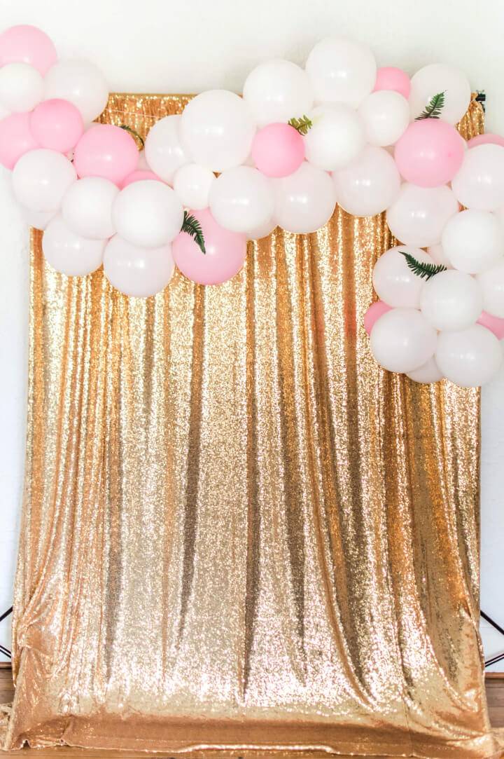 Simple and Easy DIY Balloon Garland