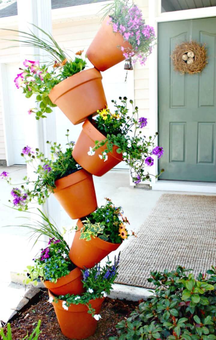 DIY Garden Topsy Turvy Flower Planter Project