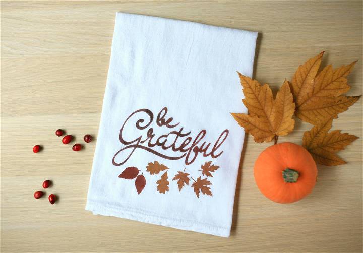 Easy DIY Thanksgiving Tea Towel Silhouette Stencil