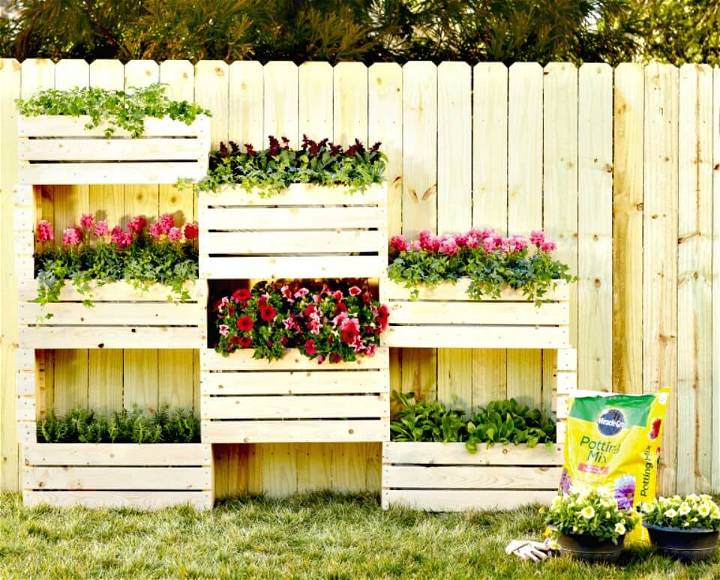 Easy DIY Wall Of Flowers In Your Garden