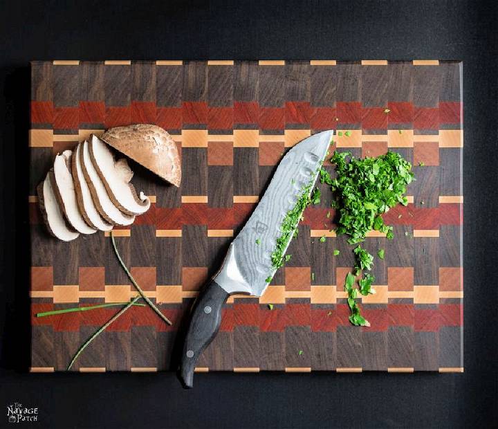 End Grain Cutting Board Woodworking Project