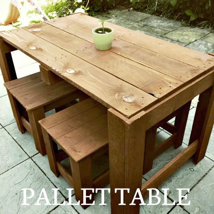How to Build Pallet Outdoor Furniture