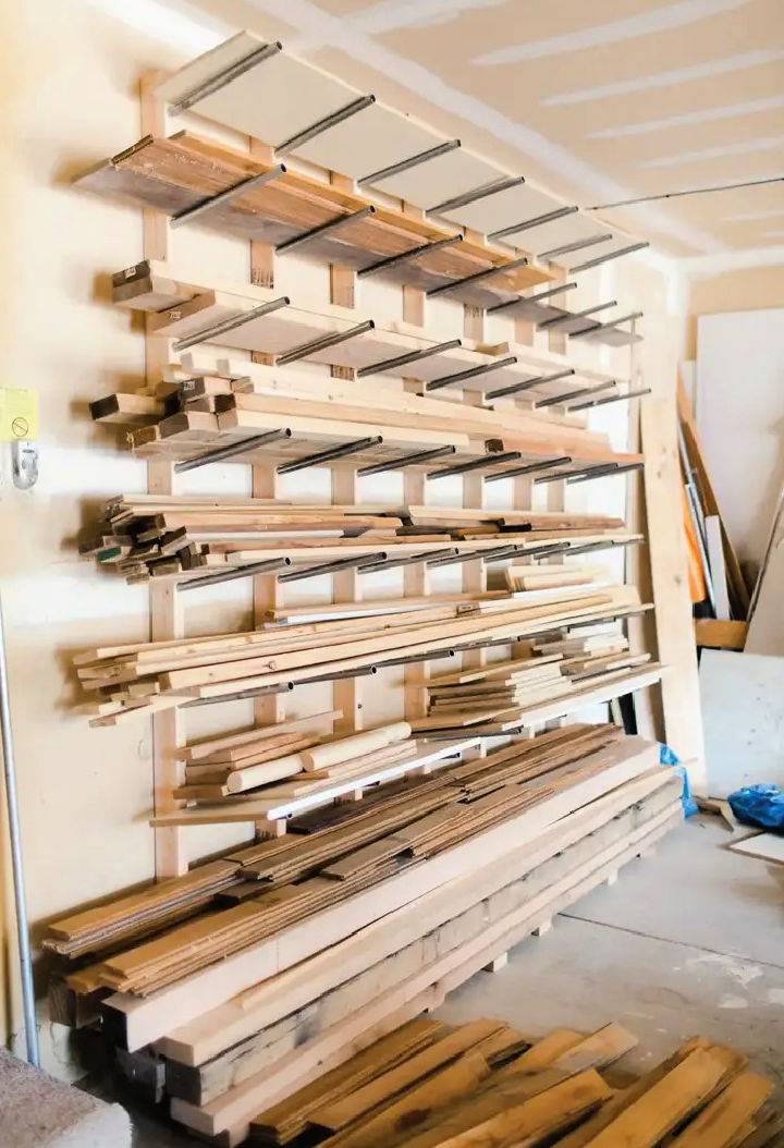 How to Make a Lumber Rack With EMT Conduit