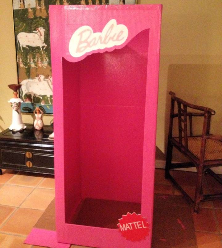 How to Make Barbie Photo Booth
