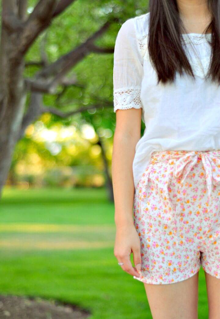 How To Sew Floral Pleated Shorts With A Bow