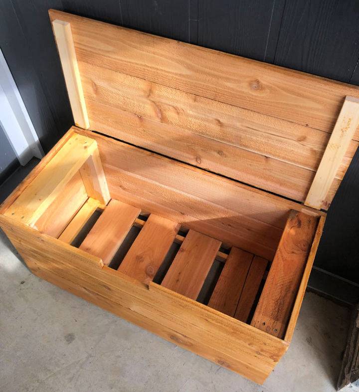 Modern DIY Cedar Outdoor Storage Bench