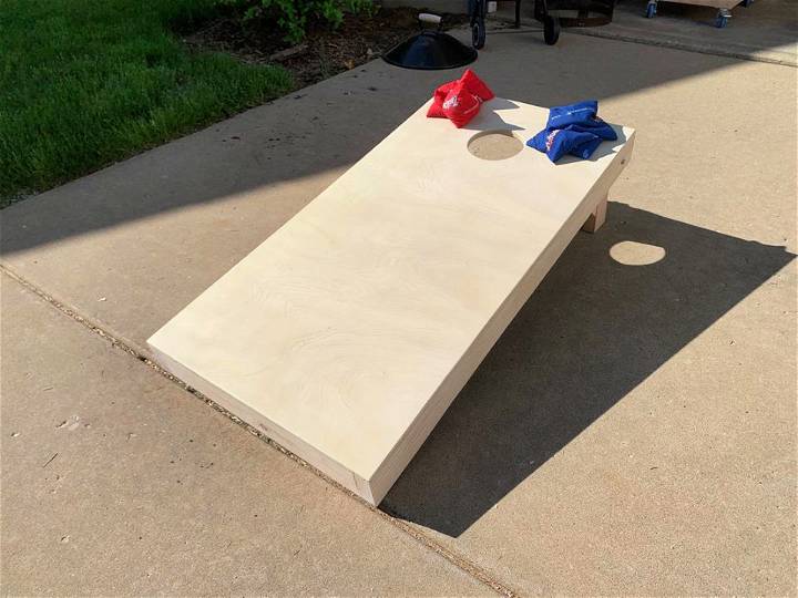 Make Your Own Plywood Cornhole Board