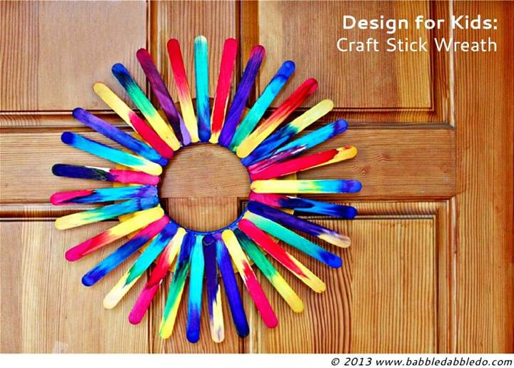 Super Easy Popsicle Stick Wreath Craft